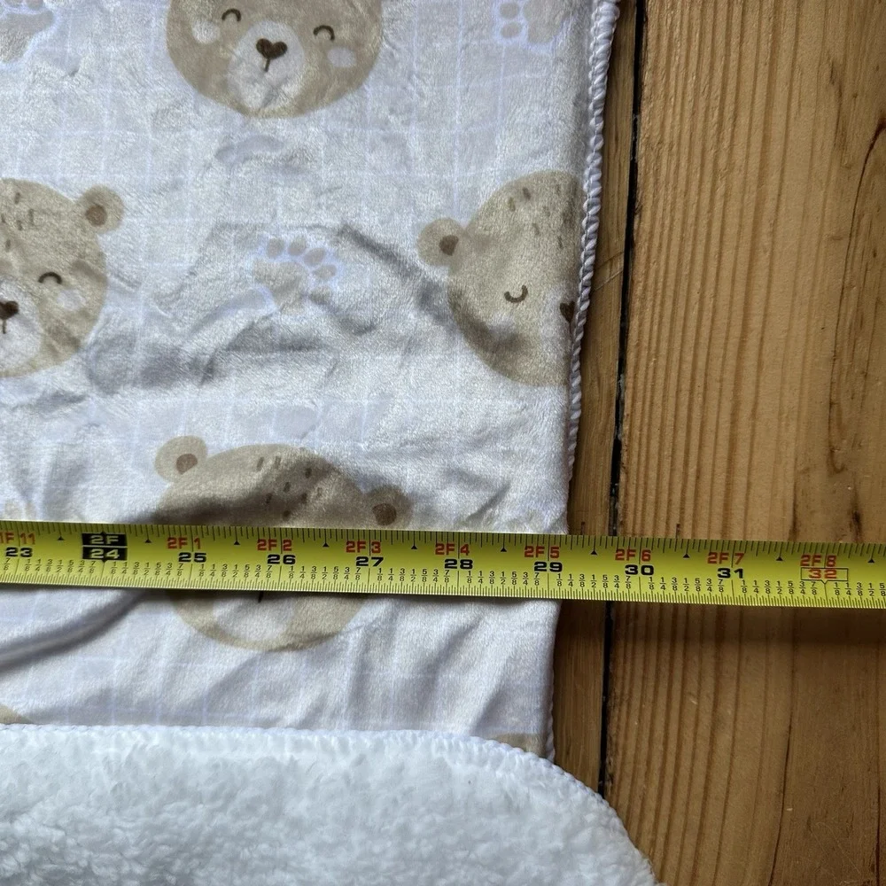Baby Blanket Throw Super Soft Reversible Cuddly Friends Bear Faces Paws 38 X 29